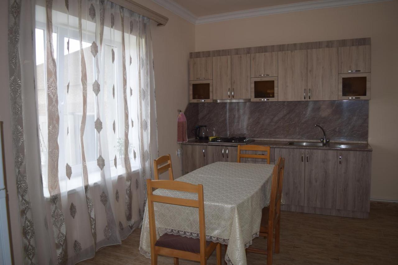 Home Garni Luaran gambar